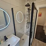 3 Eyre Square Lane 아파트