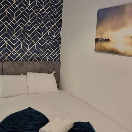 3 Eyre Square Lane Apartment