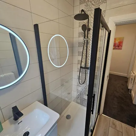 3 Eyre Square Lane Apartament