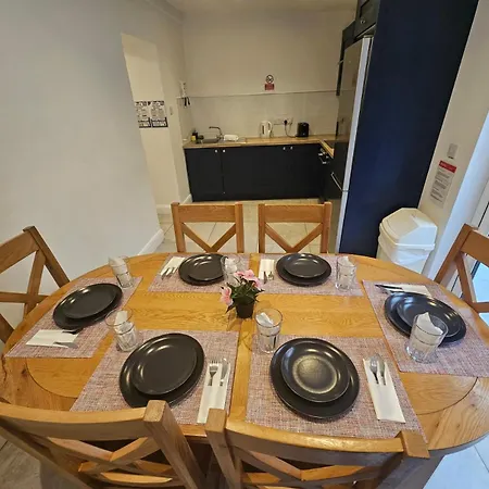 Apartament 3 Eyre Square Lane *
